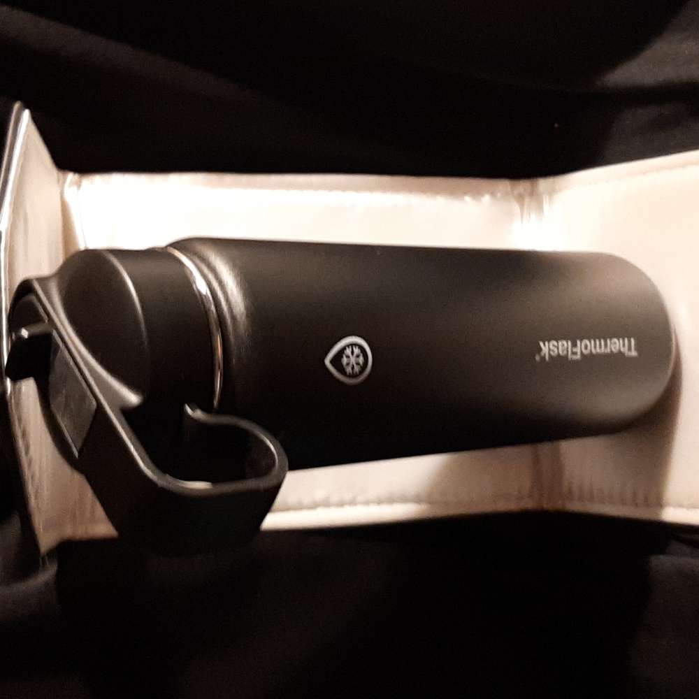 🥤ThermoFlask New without Tags/See Pictures🥤